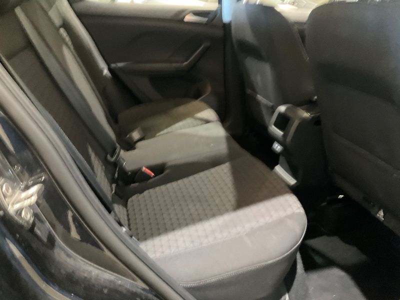 Volkswagen T-Cross 1.0 TSI Advance 2022 – снимка 19