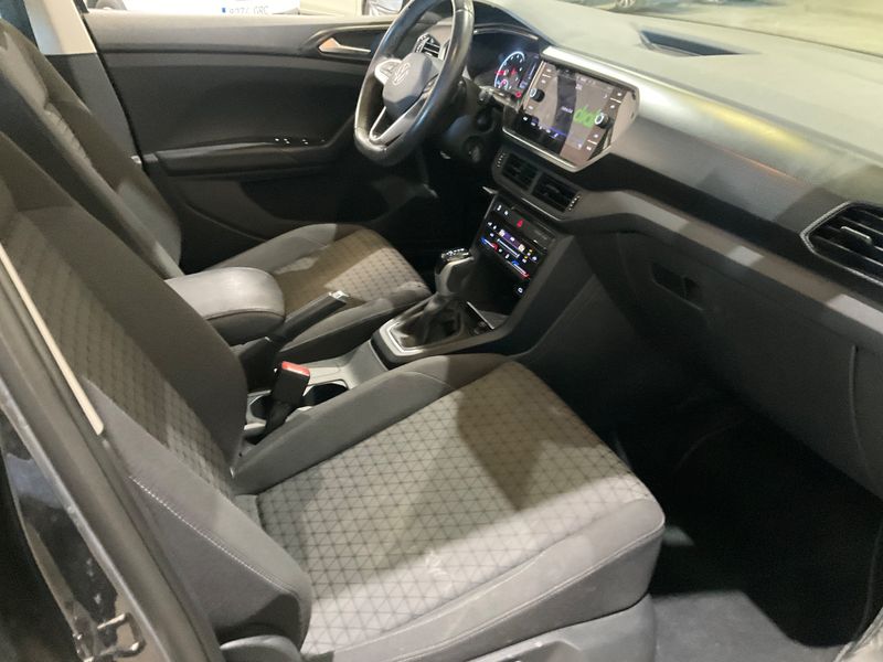 Volkswagen T-Cross 1.0 TSI Advance 2022 – снимка 16