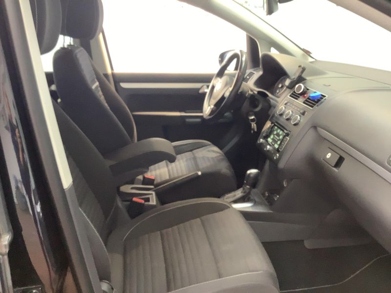 Volkswagen Touran 1.4 TSI Cup 2015 – снимка 17