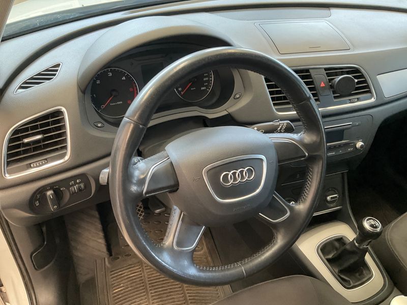 Audi Q3 2.0 TDI 2013 – снимка 31