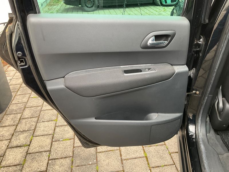 Peugeot 3008 1.6 Premium 2010 – снимка 29