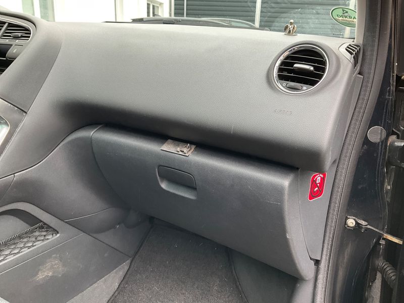 Peugeot 3008 1.6 Premium 2010 – снимка 34