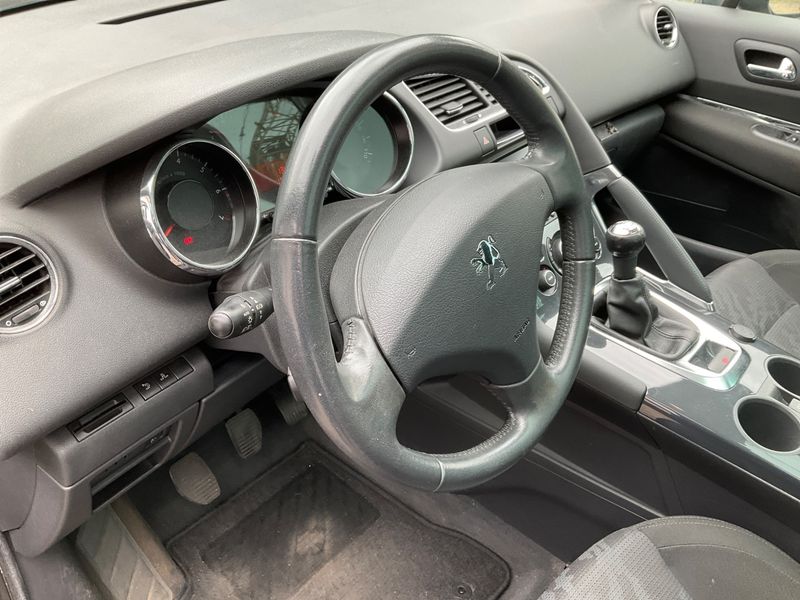 Peugeot 3008 1.6 Premium 2010 – снимка 30