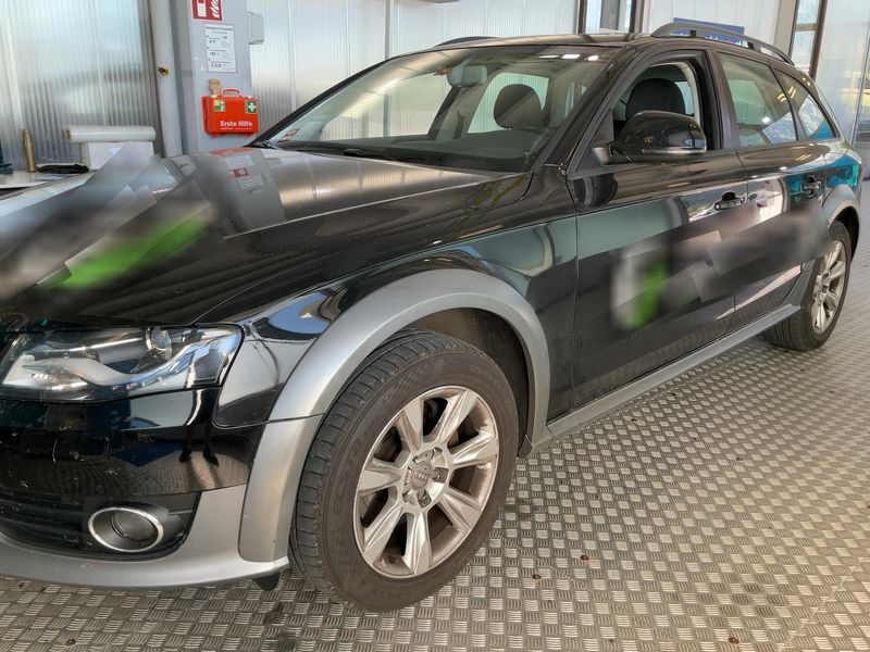 Audi A4 Allroad 2.0 TFSI 2010 – снимка 2
