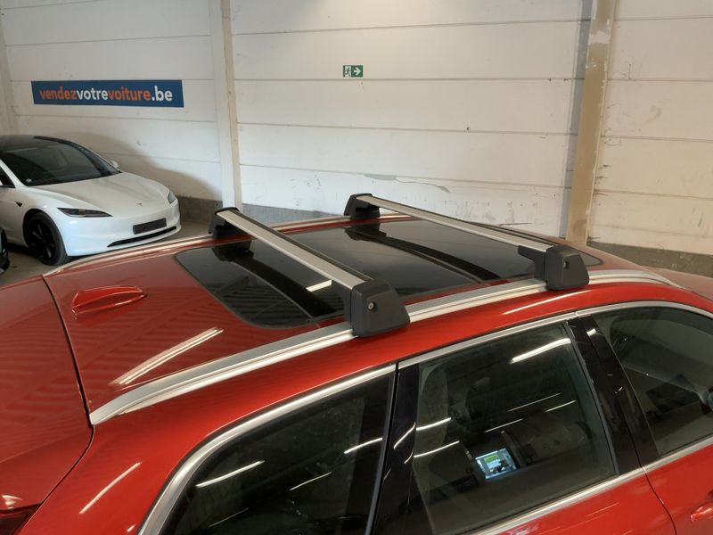 Volvo XC60 2.0 T6 Plug-in Hybrid Inscription Expression AWD 2021 – снимка 13