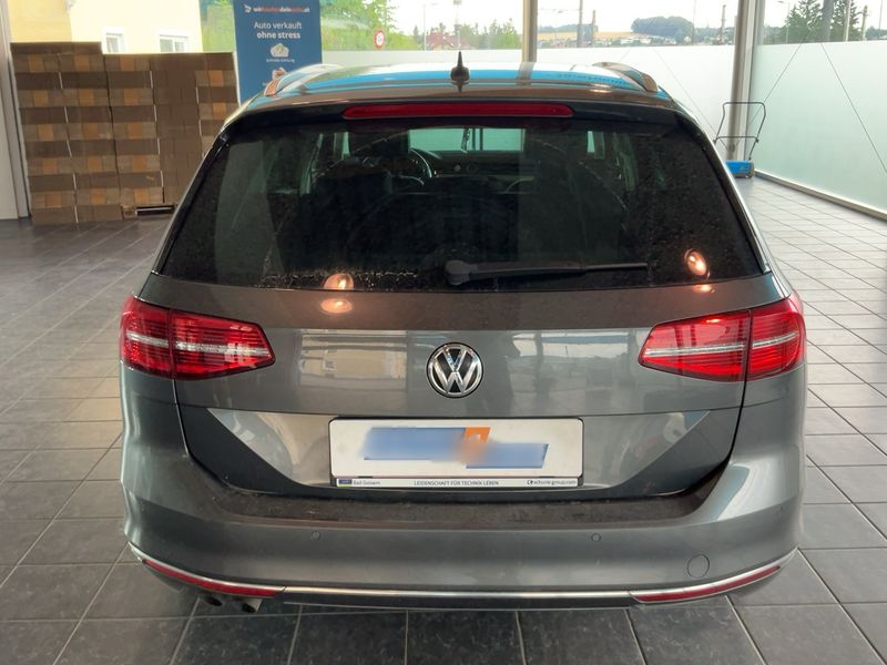 Volkswagen Passat 2.0 TDI Highline 4Motion BlueMotion Tech 2016 – снимка 7