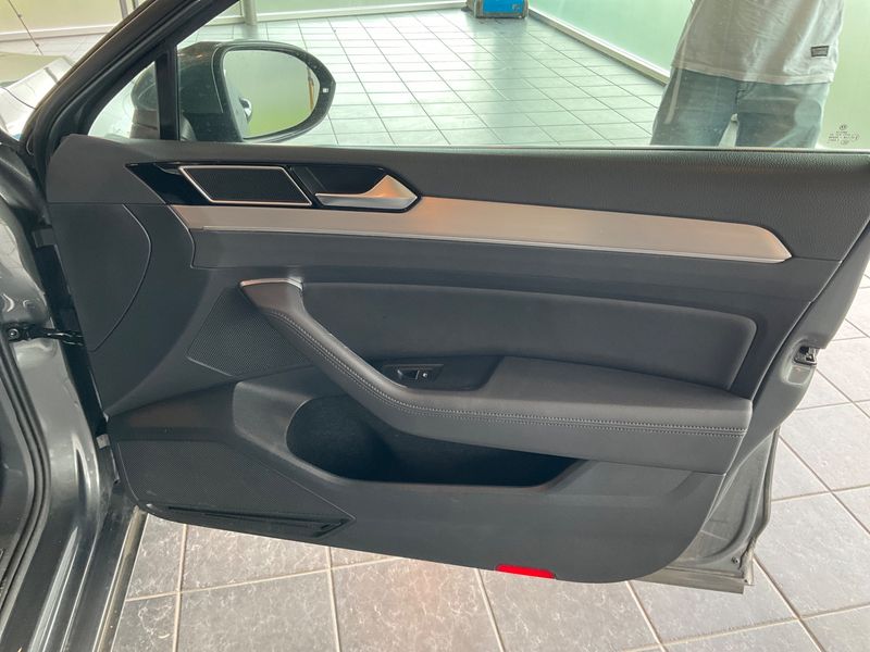 Volkswagen Passat 2.0 TDI Highline 4Motion BlueMotion Tech 2016 – снимка 36