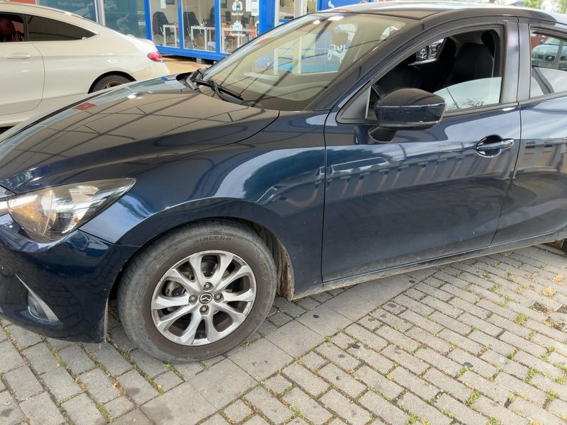 Mazda 2 1.5 Style+ 2018 – снимка 2
