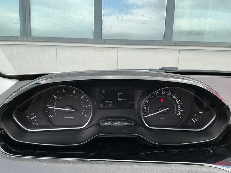 Peugeot 208 1.0 VTi Like 2016 – снимка 4