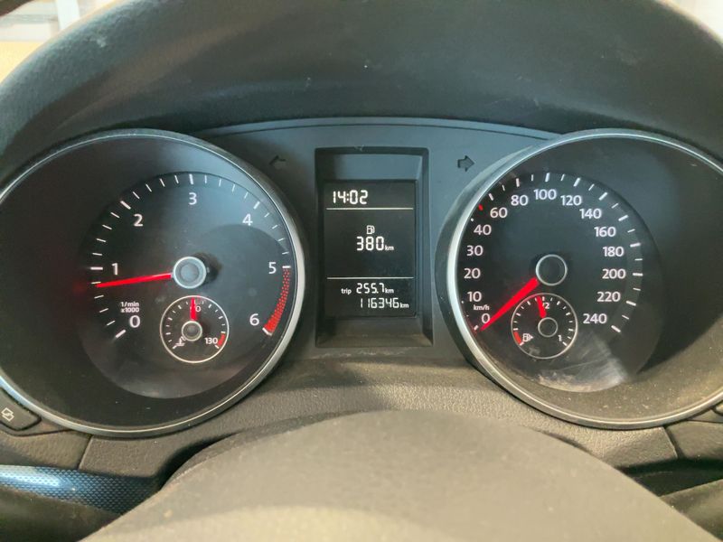Volkswagen Golf VI 1.6 TDI Comfortline 2010 – снимка 19