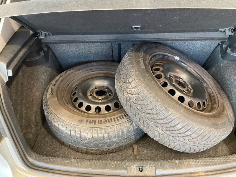 Volkswagen Golf VI 1.6 TDI Comfortline 2010 – снимка 15