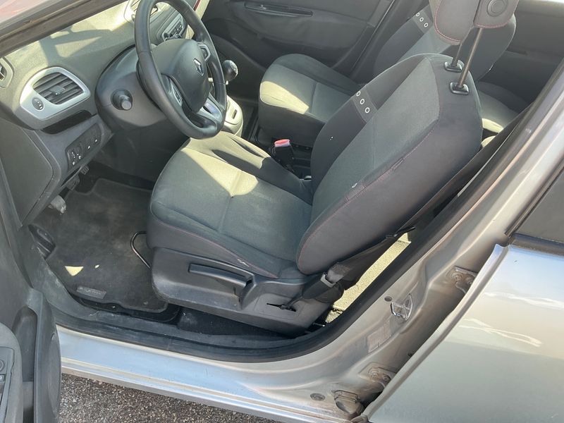 Renault Grand Scenic 1.6 dCi Expression 2012 – снимка на щета
