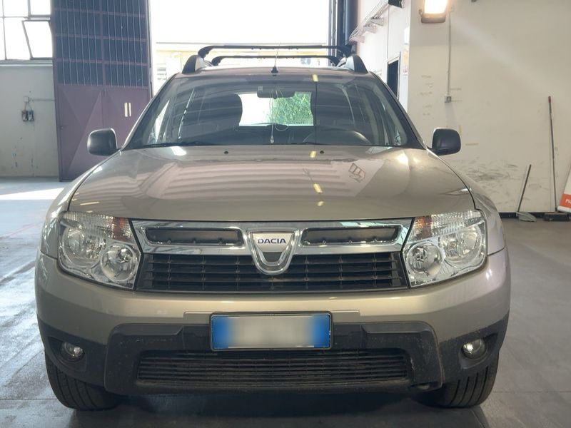 Dacia Duster 1.5 dCi Laureate 4x2 2011 – снимка 14