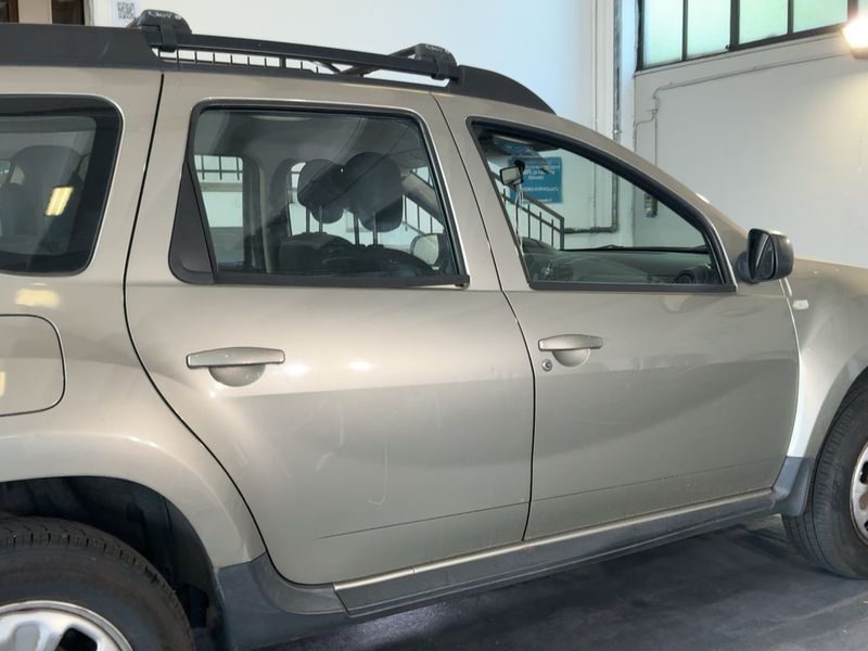 Dacia Duster 1.5 dCi Laureate 4x2 2011 – снимка 10