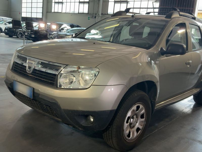 Dacia Duster 1.5 dCi Laureate 4x2 2011 – снимка 2