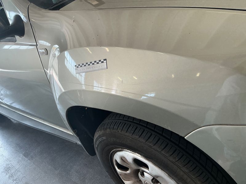 Dacia Duster 1.5 dCi Laureate 4x2 2011 – снимка 21