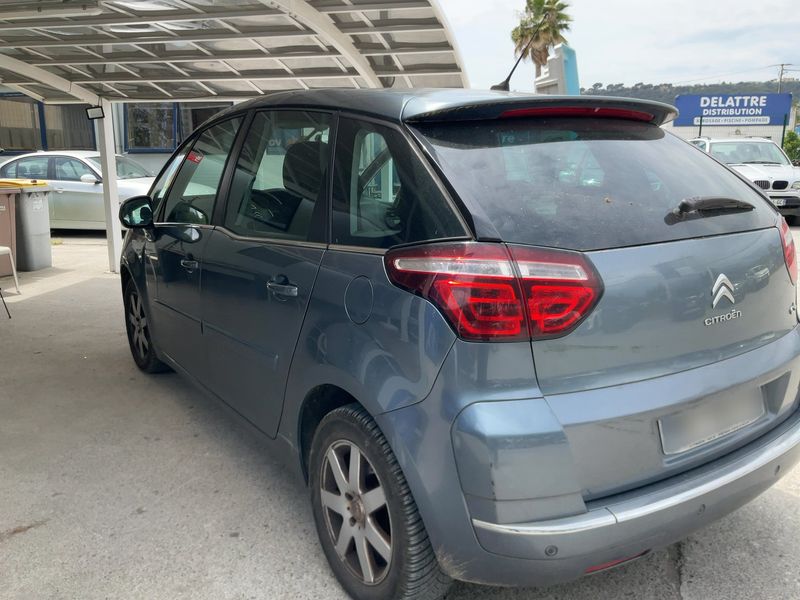 Citroen C4 Picasso 1.6 HDi Confort 2011 – снимка на щета 6
