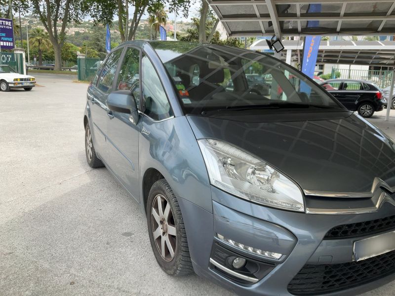 Citroen C4 Picasso 1.6 HDi Confort 2011 – снимка на щета 12