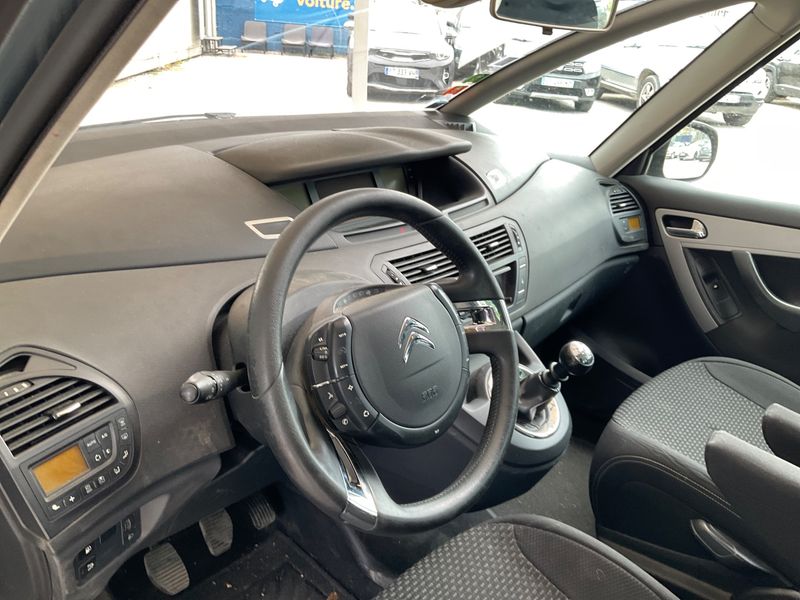 Citroen C4 Picasso 1.6 HDi Confort 2011 – снимка на щета 31