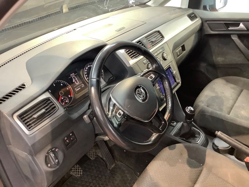 Volkswagen Caddy 2.0 TDI Trendline BlueMotion Tech 2017 – снимка на щета 41