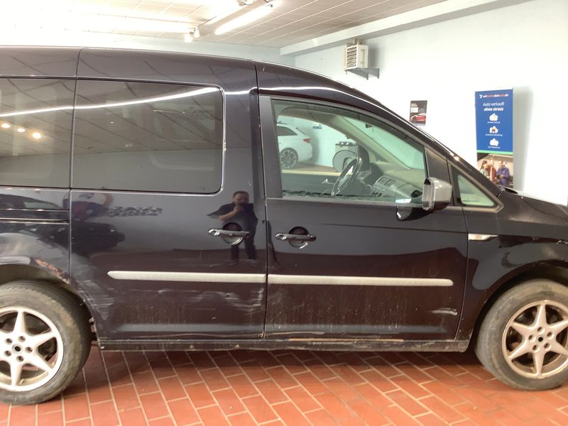 Volkswagen Caddy 2.0 TDI Trendline BlueMotion Tech 2017 – снимка на щета 10