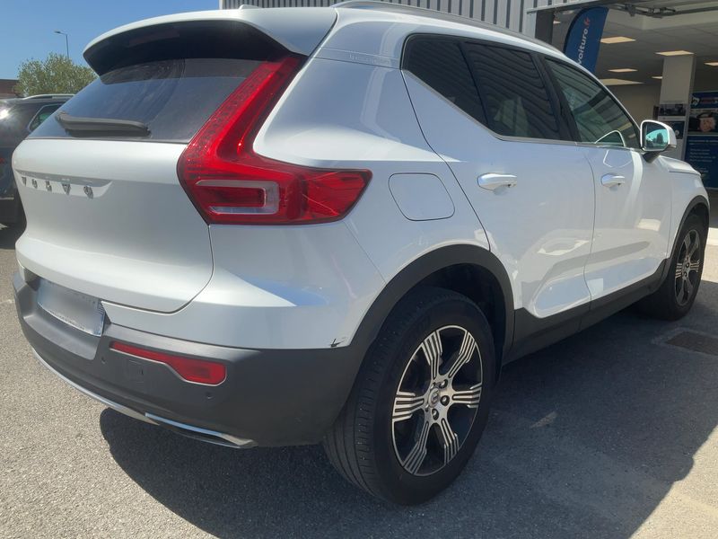 Volvo XC40 2.0 D4 Inscription Luxe AWD 2019 – снимка 8