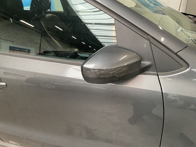 Volkswagen Polo 1.4 FSI Comfortline 2011 – снимка 24