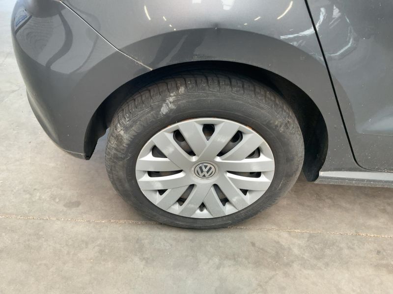 Volkswagen Polo 1.4 FSI Comfortline 2011 – снимка 9