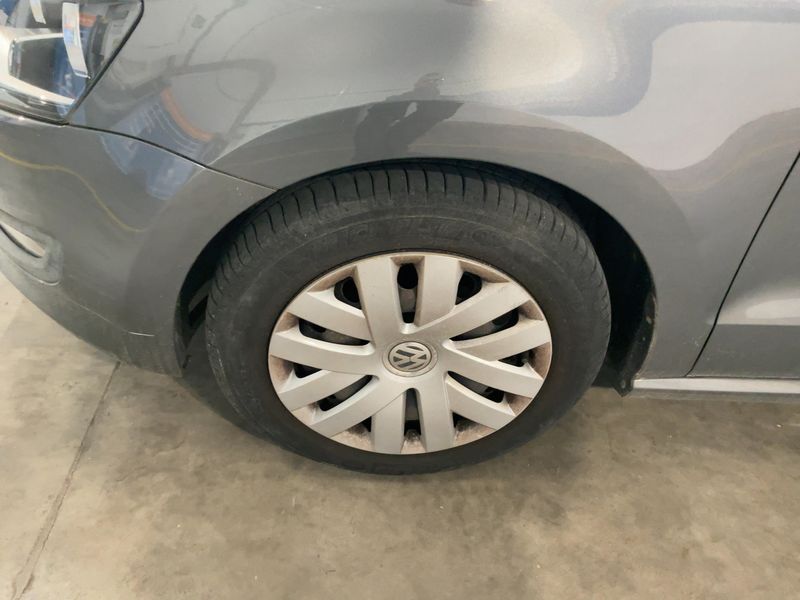 Volkswagen Polo 1.4 FSI Comfortline 2011 – снимка 3