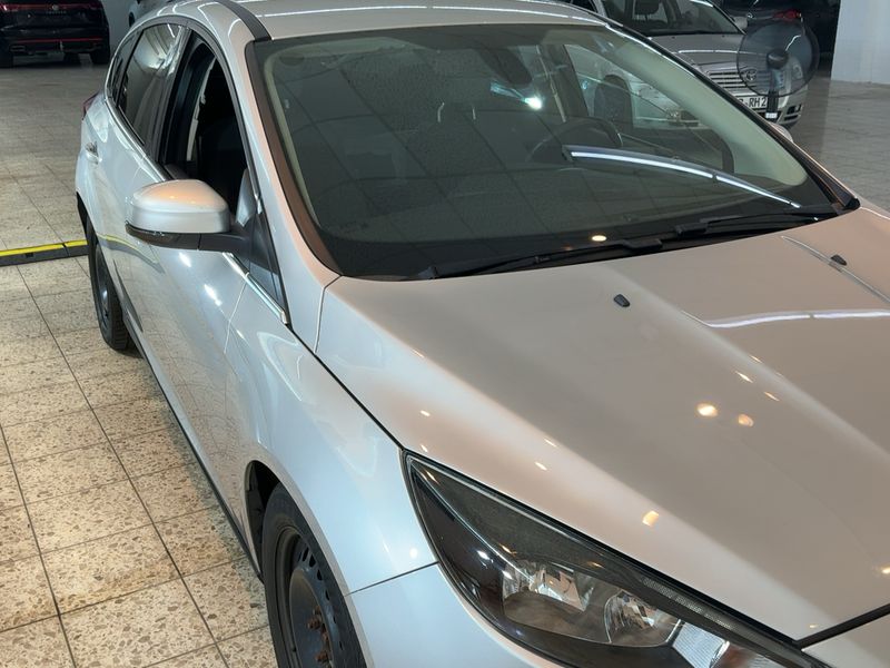 Ford Focus 1.5 TDCi Titanium 2016 – снимка 12