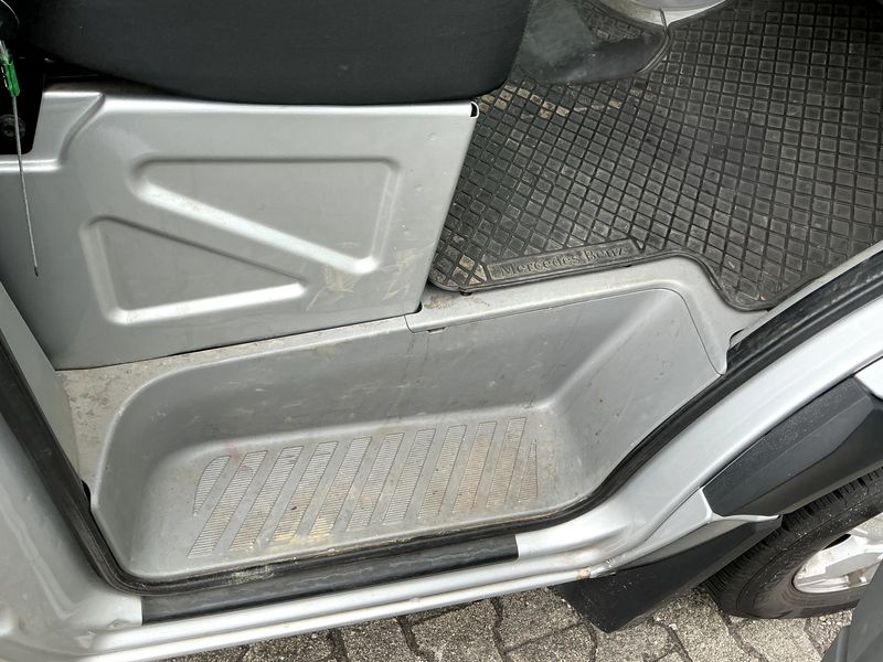 Mercedes-Benz Sprinter 319 CDI 2015 – снимка 70