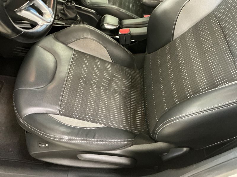 Peugeot 2008 1.6 Blue-HDi Allure 2016 – снимка 25