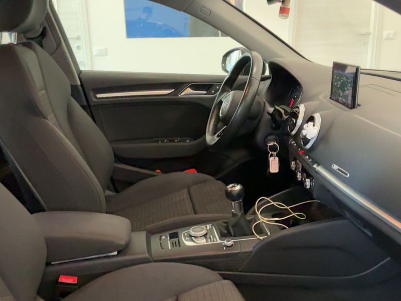Audi A3 Sportback 35 TFSI Sport 2019 – снимка 16