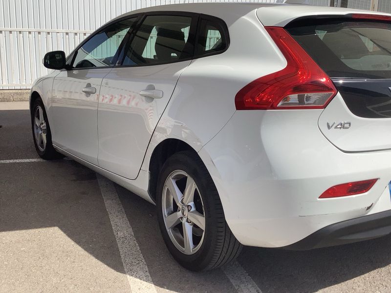 Volvo V40 2.0 D2 Kinetic 2017 – снимка 6