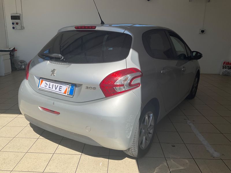 Peugeot 208 1.2 VTi Active 2013 – снимка 2