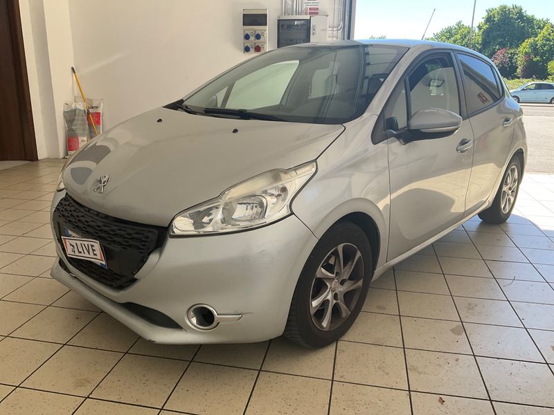 Peugeot 208 1.2 VTi Active 2013 – снимка 1