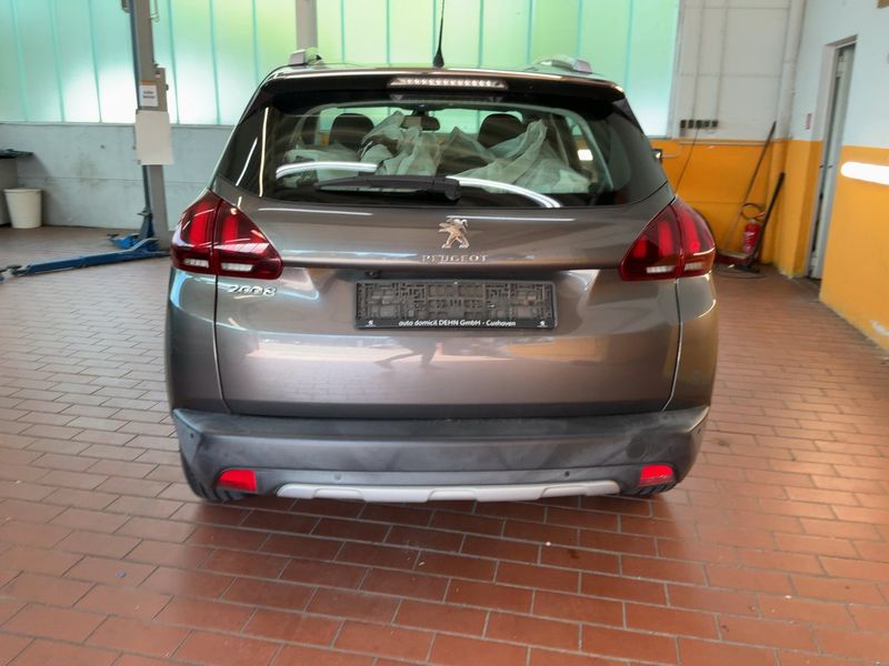 Peugeot 2008 1.5 Blue-HDi Allure 2019 – снимка 7