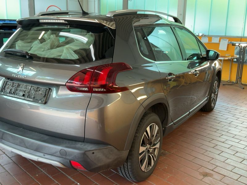 Peugeot 2008 1.5 Blue-HDi Allure 2019 – снимка 8