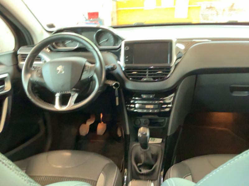 Peugeot 2008 1.5 Blue-HDi Allure 2019 – снимка 18