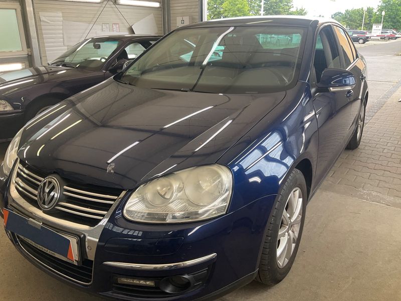 Volkswagen Jetta 1.4 TSI Freestyle 2009 – снимка 1