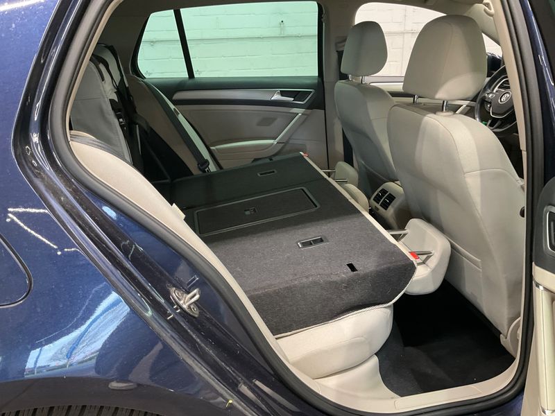 Volkswagen Golf VII 2.0 TDI Comfortline BlueMotion Tech 2016 – снимка 19