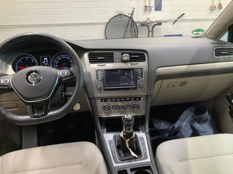 Volkswagen Golf VII 2.0 TDI Comfortline BlueMotion Tech 2016 – снимка 17