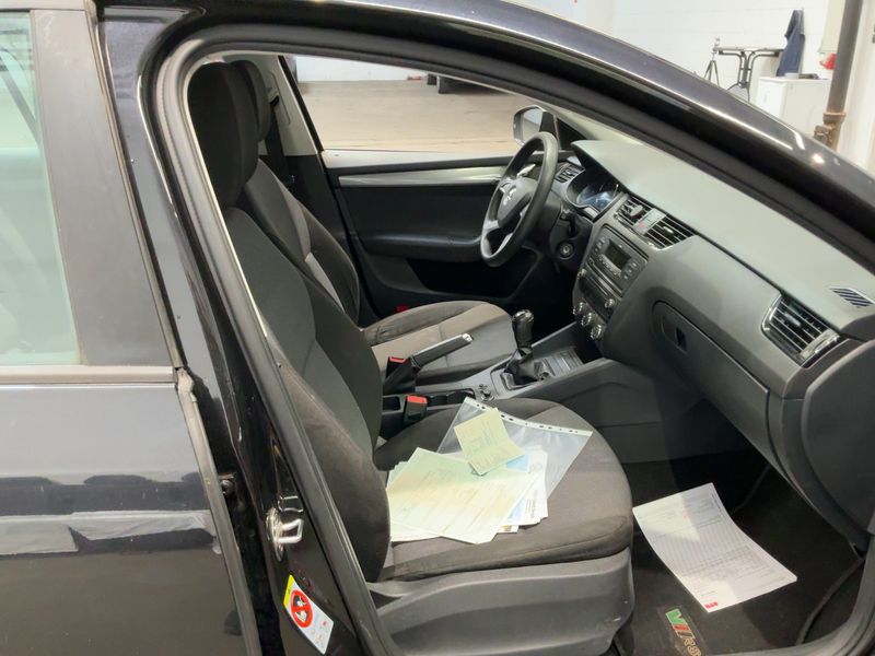 Skoda Octavia 1.4 TSI Active 2013 – снимка 16