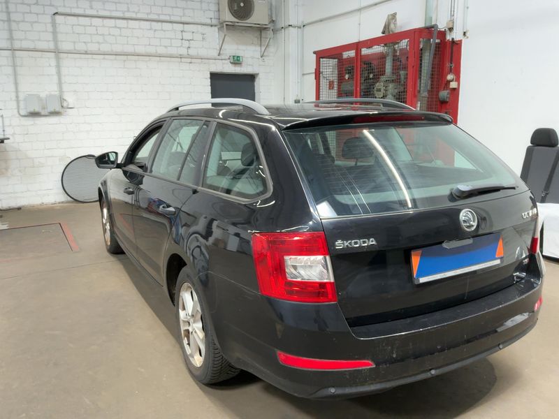 Skoda Octavia 1.4 TSI Active 2013 – снимка 6
