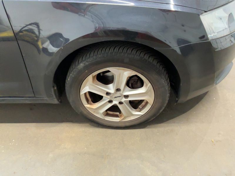 Skoda Octavia 1.4 TSI Active 2013 – снимка 11