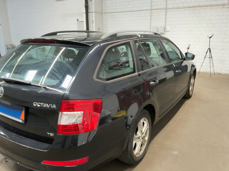 Skoda Octavia 1.4 TSI Active 2013 – снимка 8
