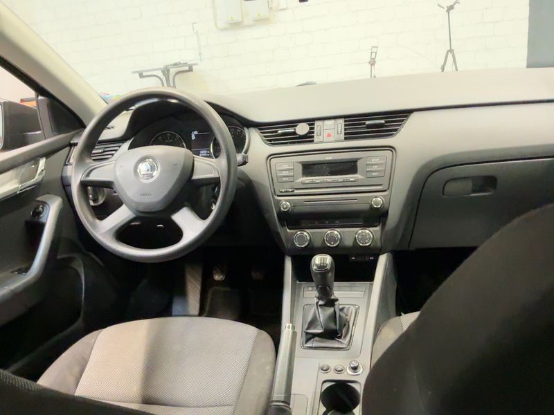 Skoda Octavia 1.4 TSI Active 2013 – снимка 17