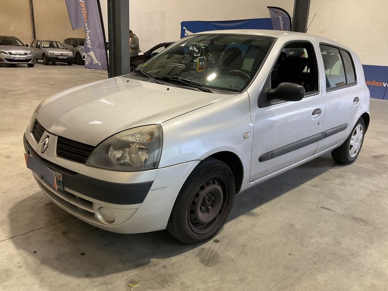 Renault Clio 1.2 Campus 2006 – снимка 1