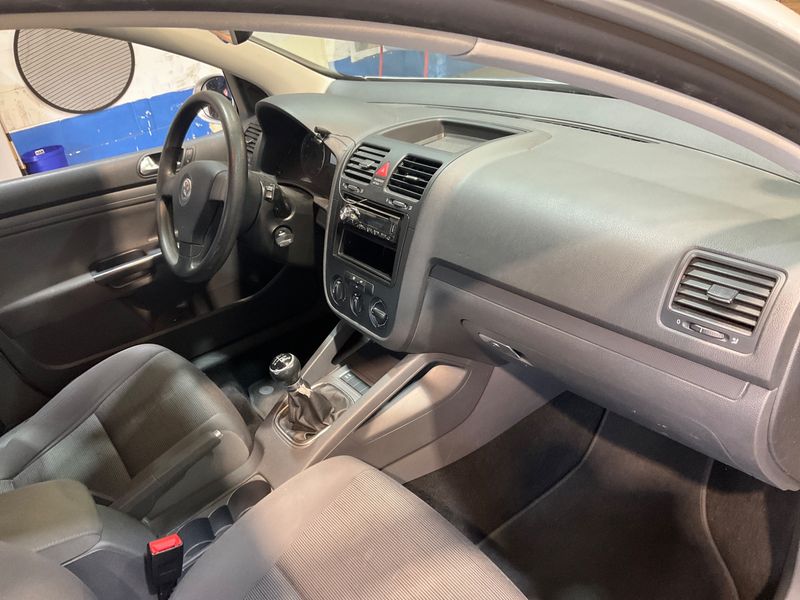 Volkswagen Golf V 1.6 Edition 2008 – снимка 3