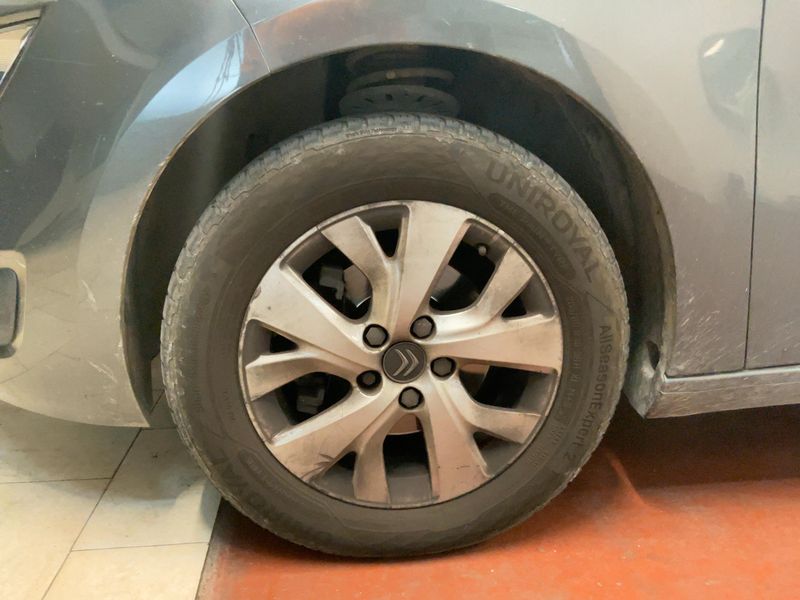Citroen C4 Grand Picasso 1.6 e-HDi Intensive 2015 – снимка 3
